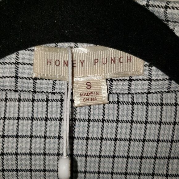 Honey Punch Crop Snap Front Jacket Top - Picture 3 of 7